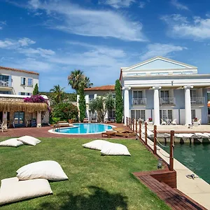 Hotel Port Alacati