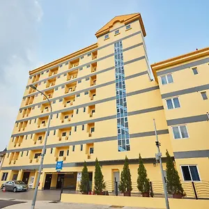 Ibis Budget Crystal Singapore
