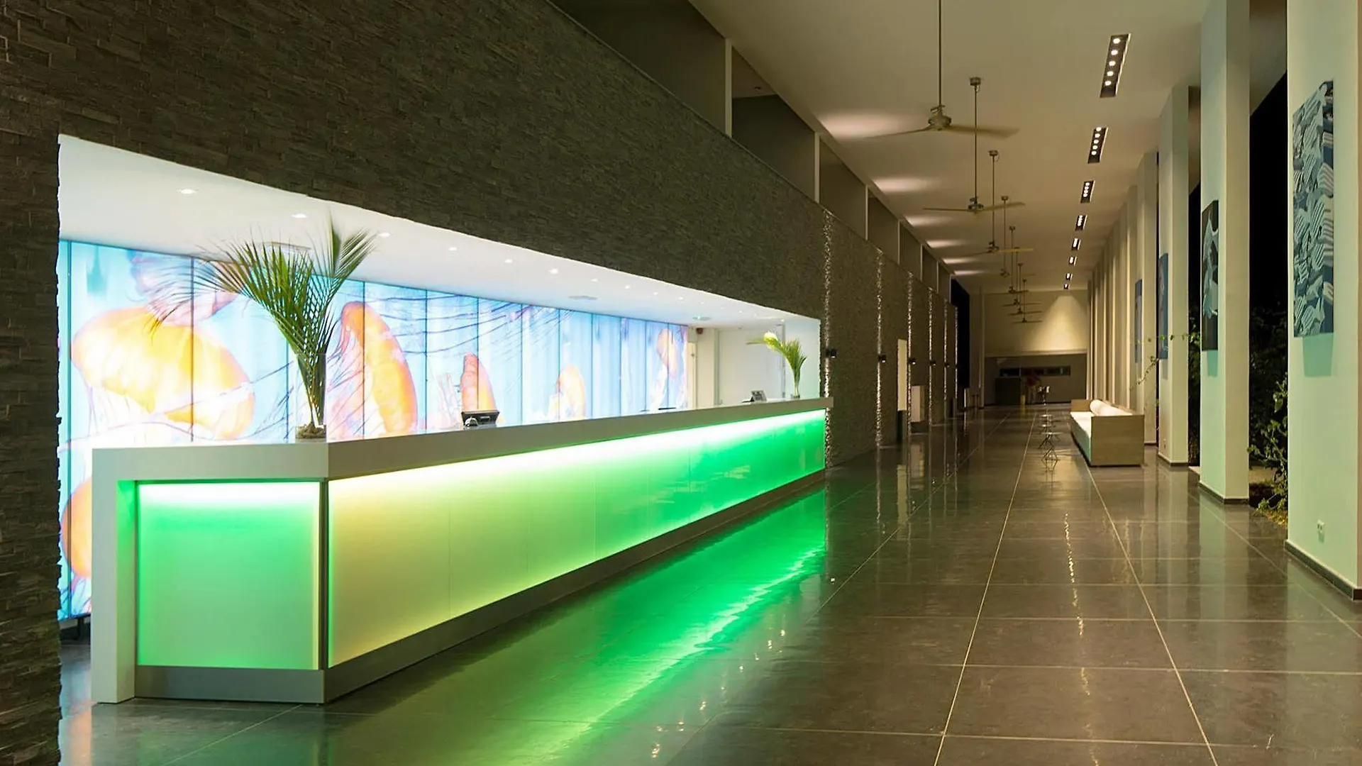 וילמסטאד Papagayo Beach Resort (Adults Only)